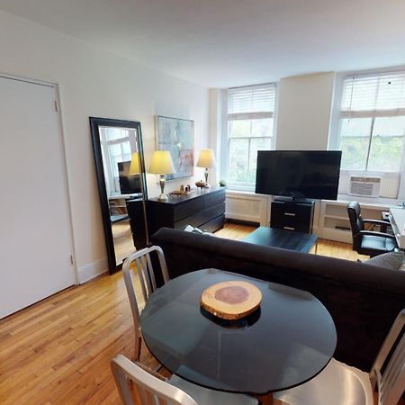 Cozy Place In Midtown Nyc New York City Exterior photo